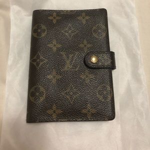 Louis Vuitton Agenda PM